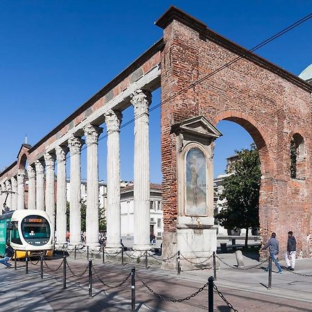 Tropical Micro Studio With Terrace And Duomo Views Milano Eksteriør bilde